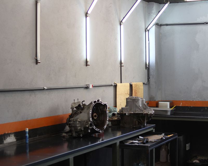 Estrutura dedicada a câmbios automáticos na Xaulim Oficina